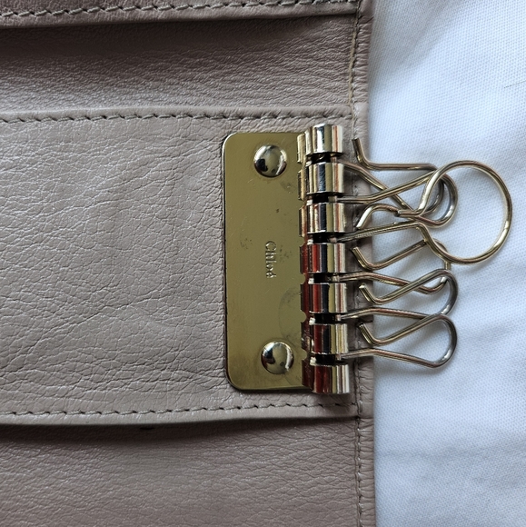 GUC Chloe Leather Fan Wallet & Matching Key Case - Picture 9 of 16